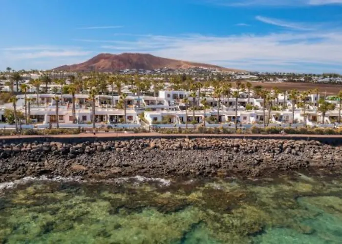 Puerto Chico H *